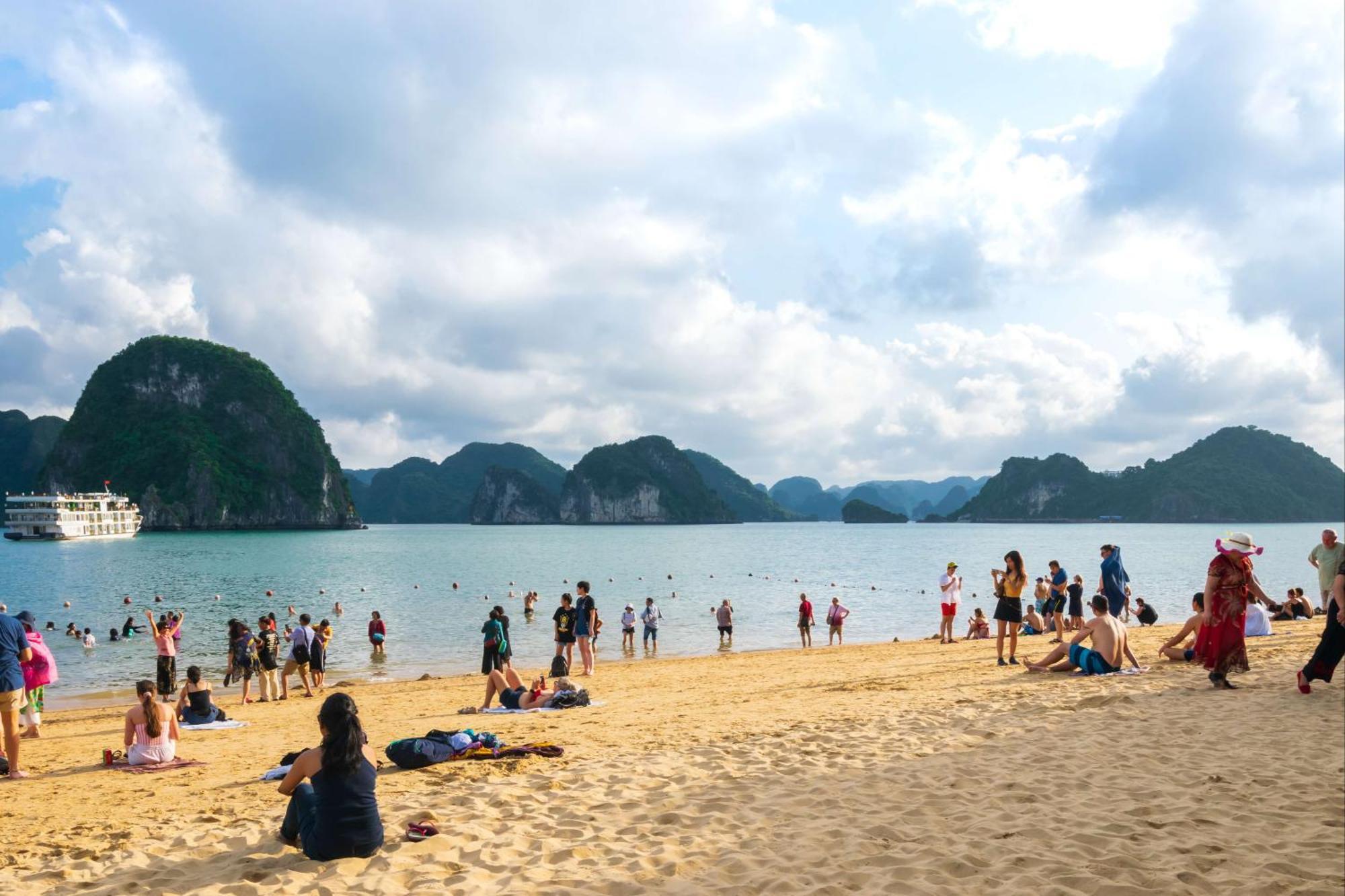 Отель Halong Arcadia Cruise Халонг Экстерьер фото