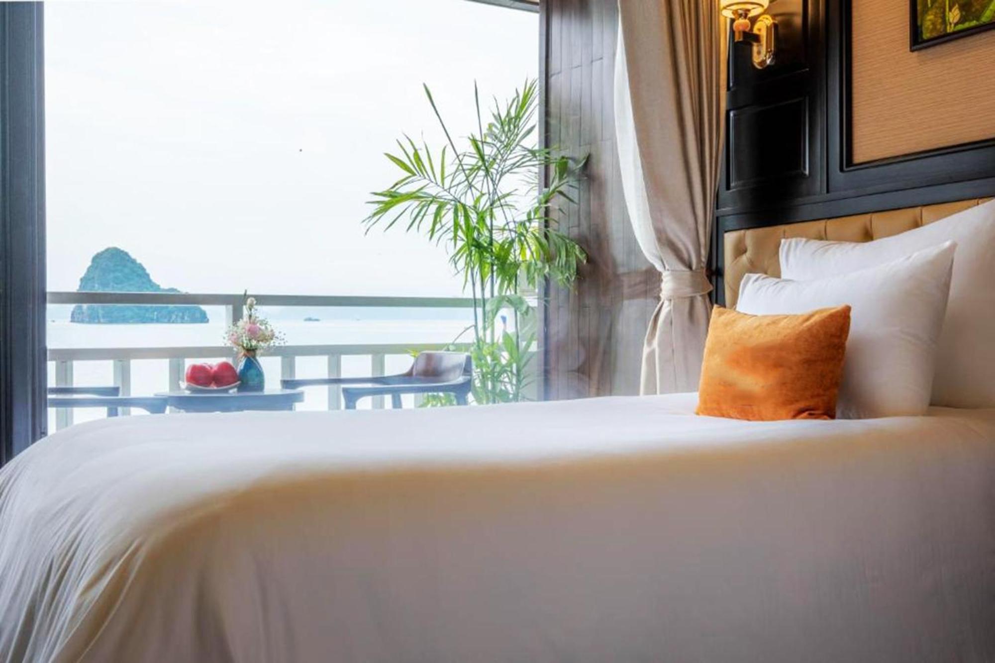 Отель Halong Arcadia Cruise Халонг Экстерьер фото