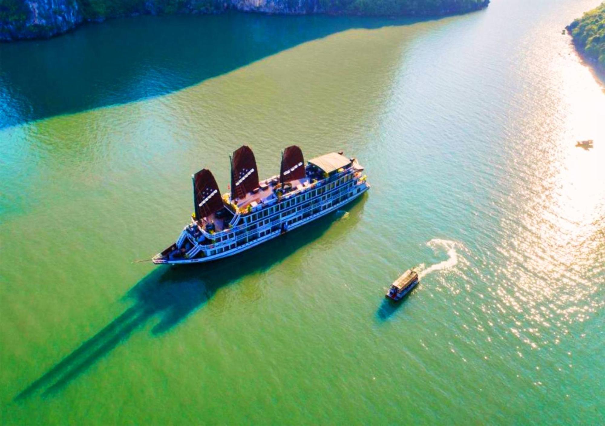 Отель Halong Arcadia Cruise Халонг Экстерьер фото